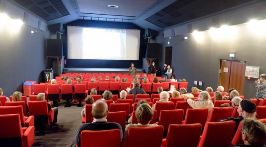 événement professionnel dans une salle de cinéma